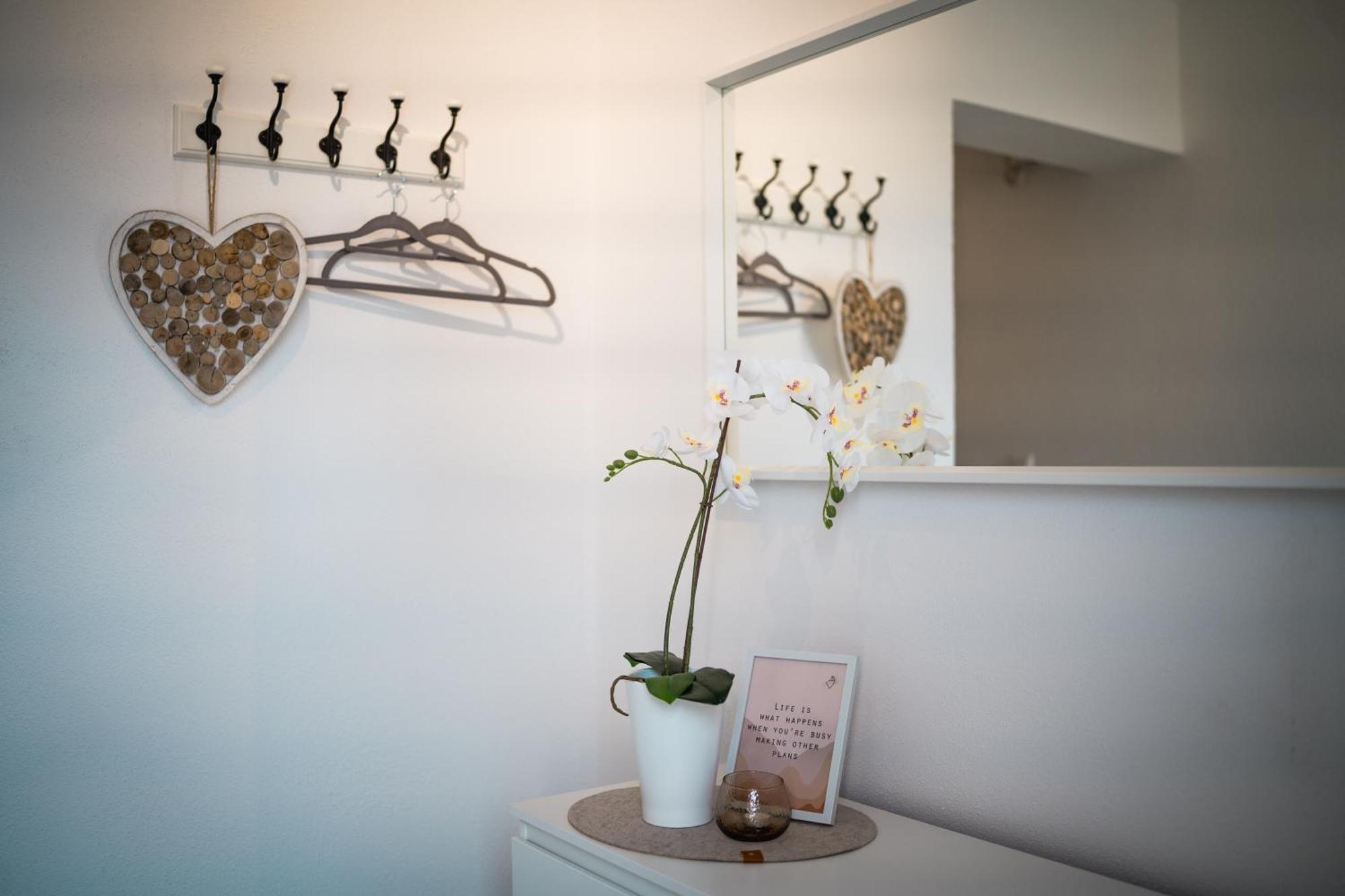 Doppelzimmer 1 - Neu Renoviert ディンケルスビュール エクステリア 写真